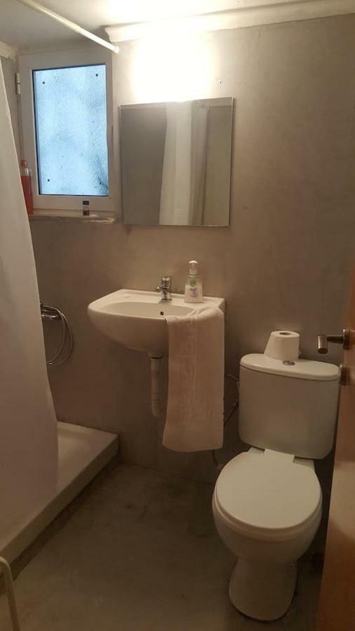Apartment By Sepolia Metro-Ησυχη Γκαρσονιερα Κοντα Στο Μετρό Aten Exteriör bild